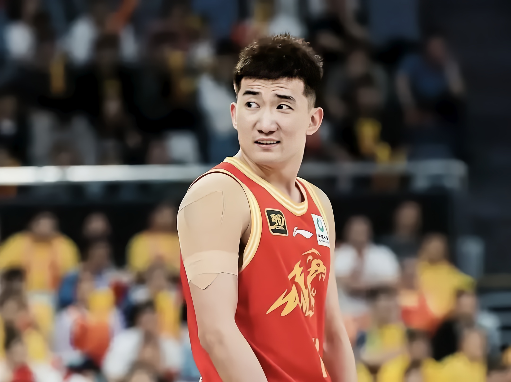 凯尔特人横扫广州队，赵继伟惊艳四座