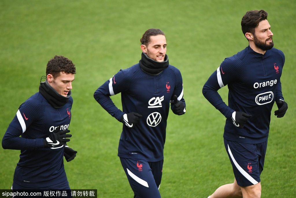 法国队碾压泰国队,桃田贤斗扛起全队 法国队碾压泰国队,桃田贤斗扛起全队