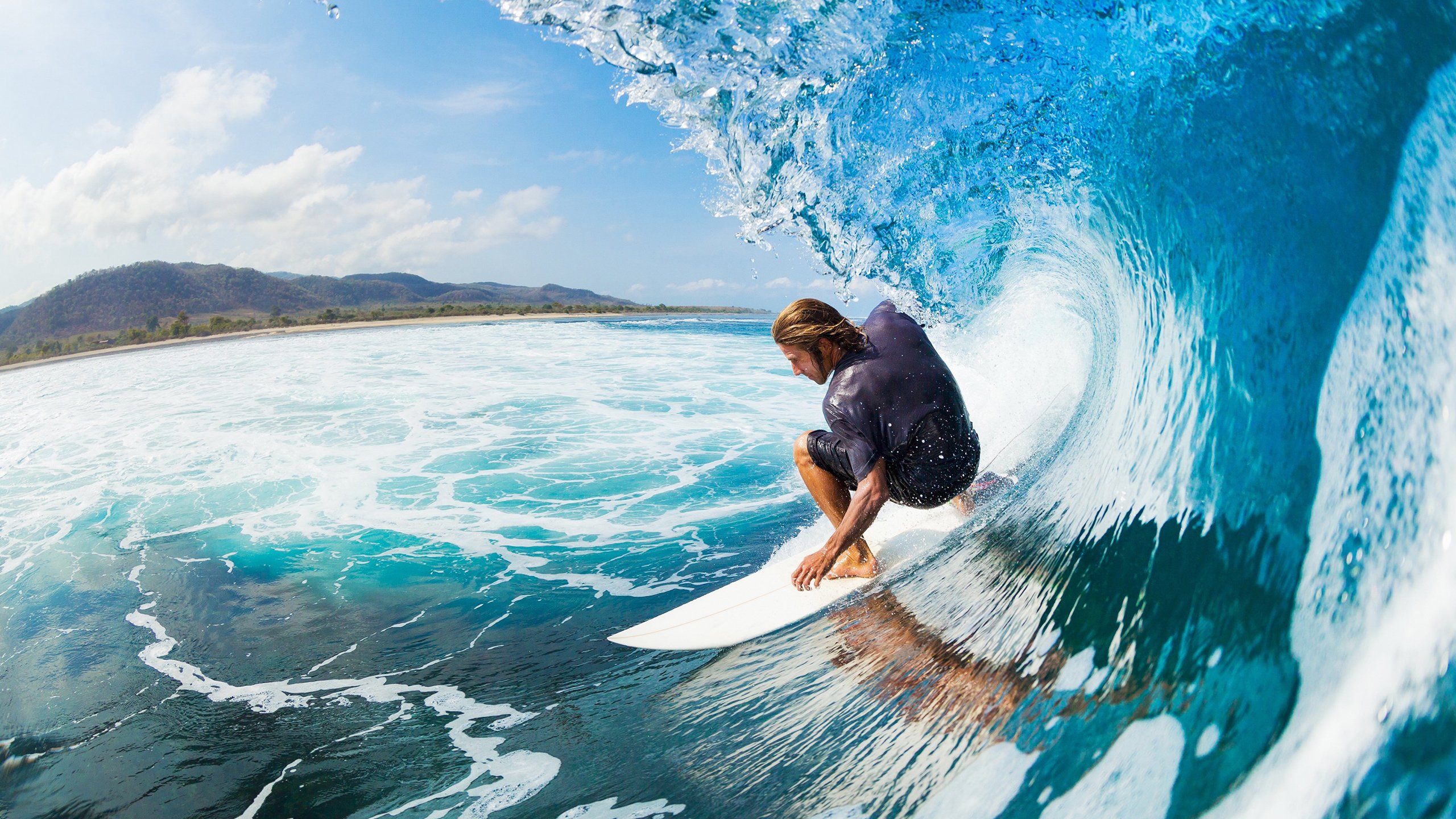 雪域高原上的逆袭,莫兰特关键进球定乾坤,雄鹿险胜新疆队