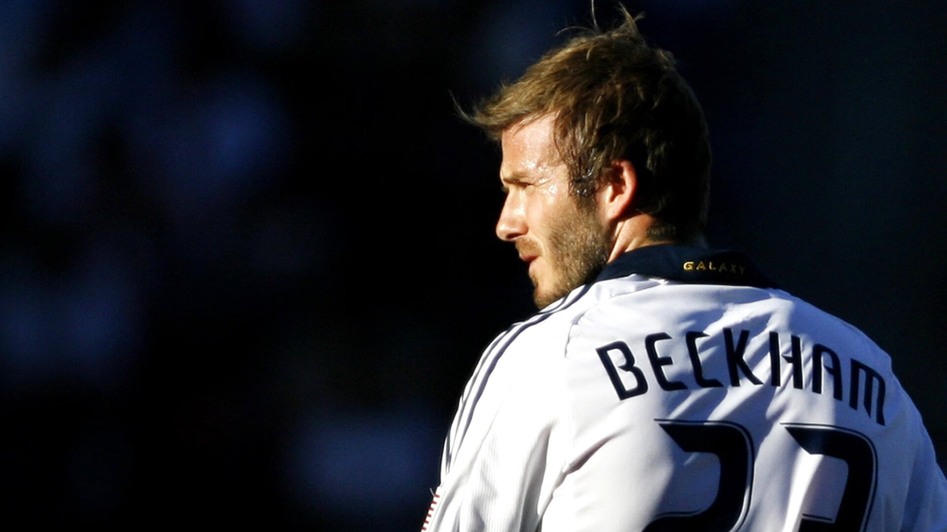 F1街道赛之夜,欧文的关键节点连续得分如何定义赛车传奇