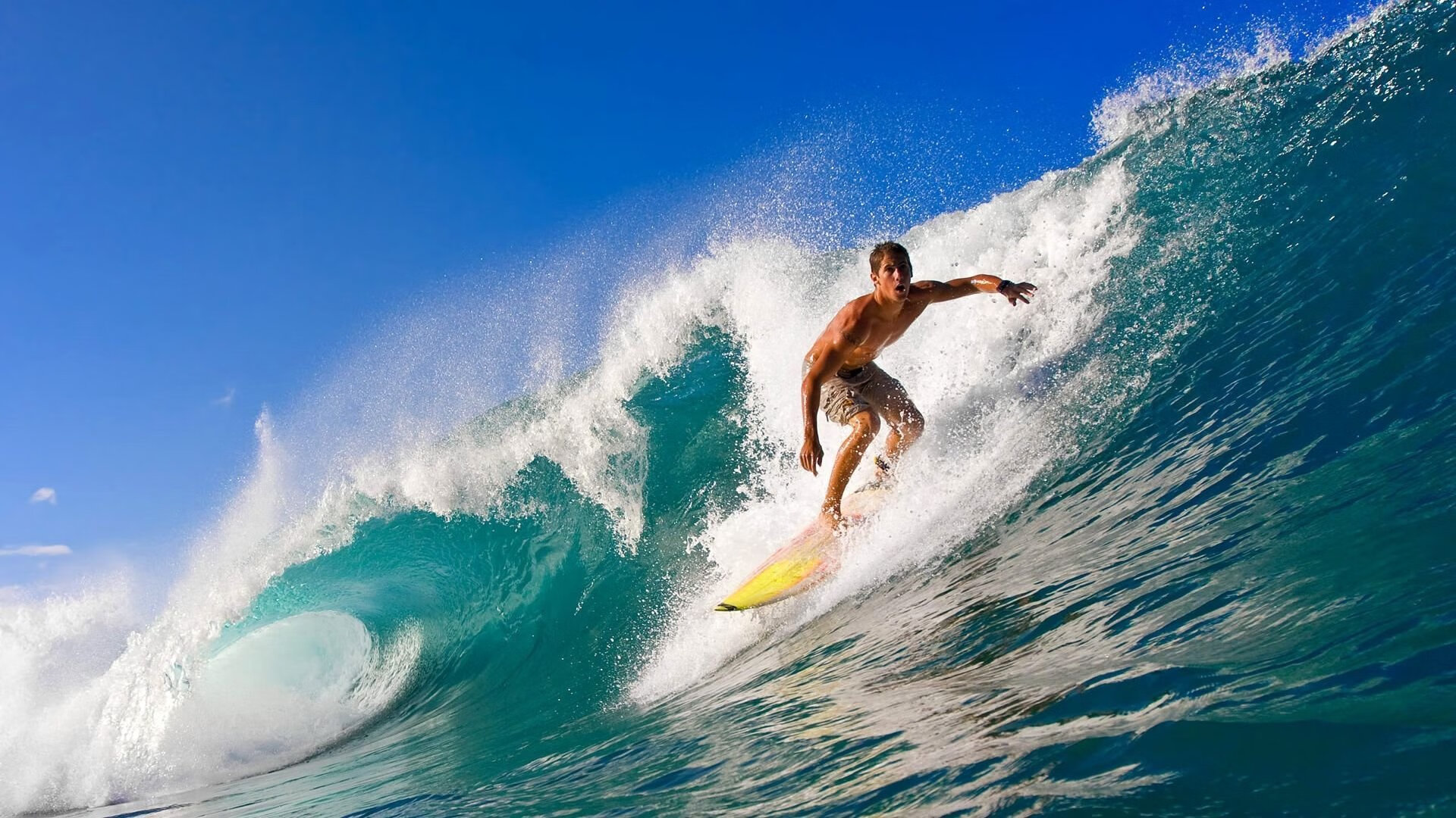 F1新赛季揭幕战之夜，保罗·里卡多如何成为巴林赛道的胜负手